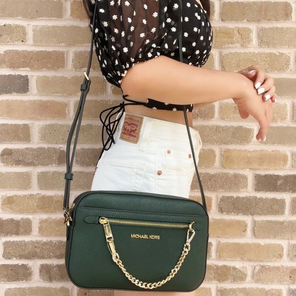 NWT Michael Kors Chain Crossbody💕Gaby’sBags - Picture 4 of 8